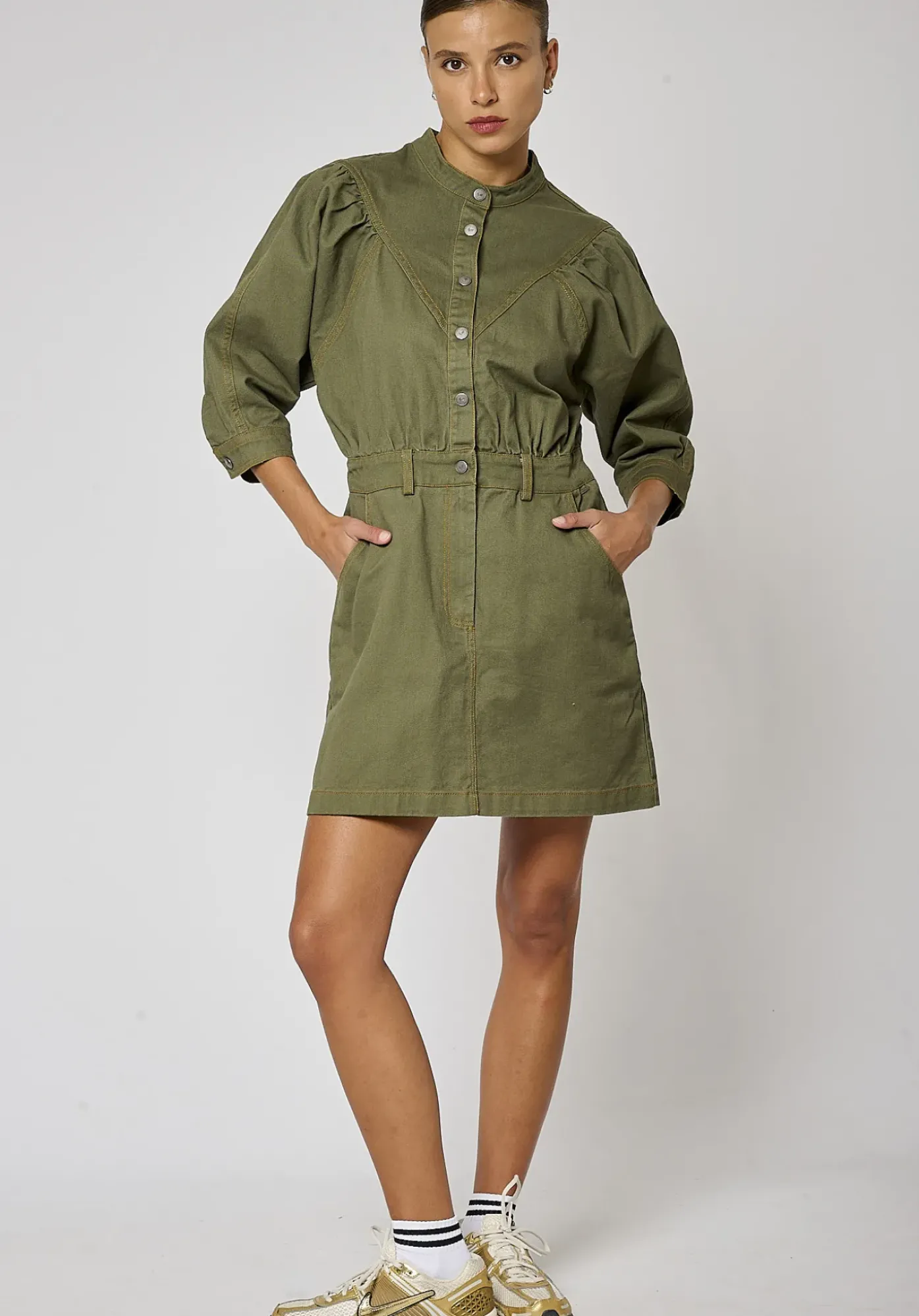 Robes<Kaporal MARIL