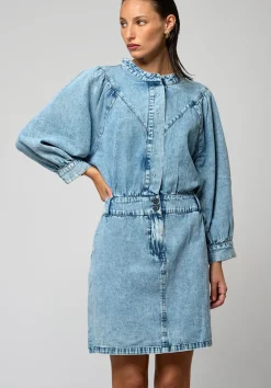 Robes<Kaporal MYRIL